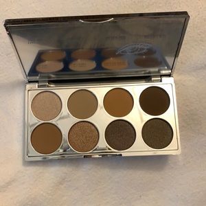 BELLE EN ARGENT Eyeshadow palette.